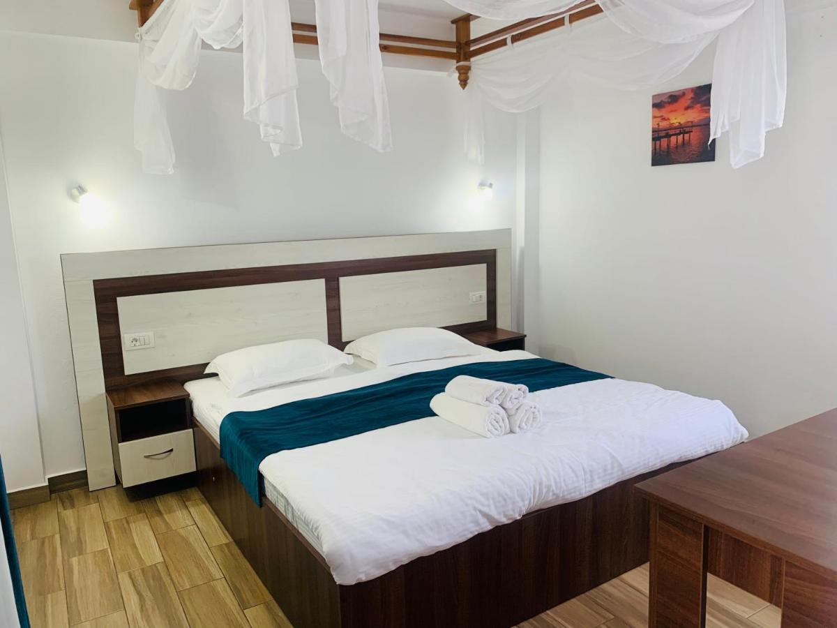 Casa Barina Costinesti Hotel ภายนอก รูปภาพ