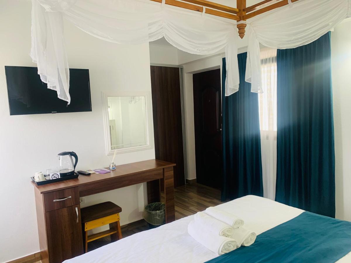 Casa Barina Costinesti Hotel ภายนอก รูปภาพ